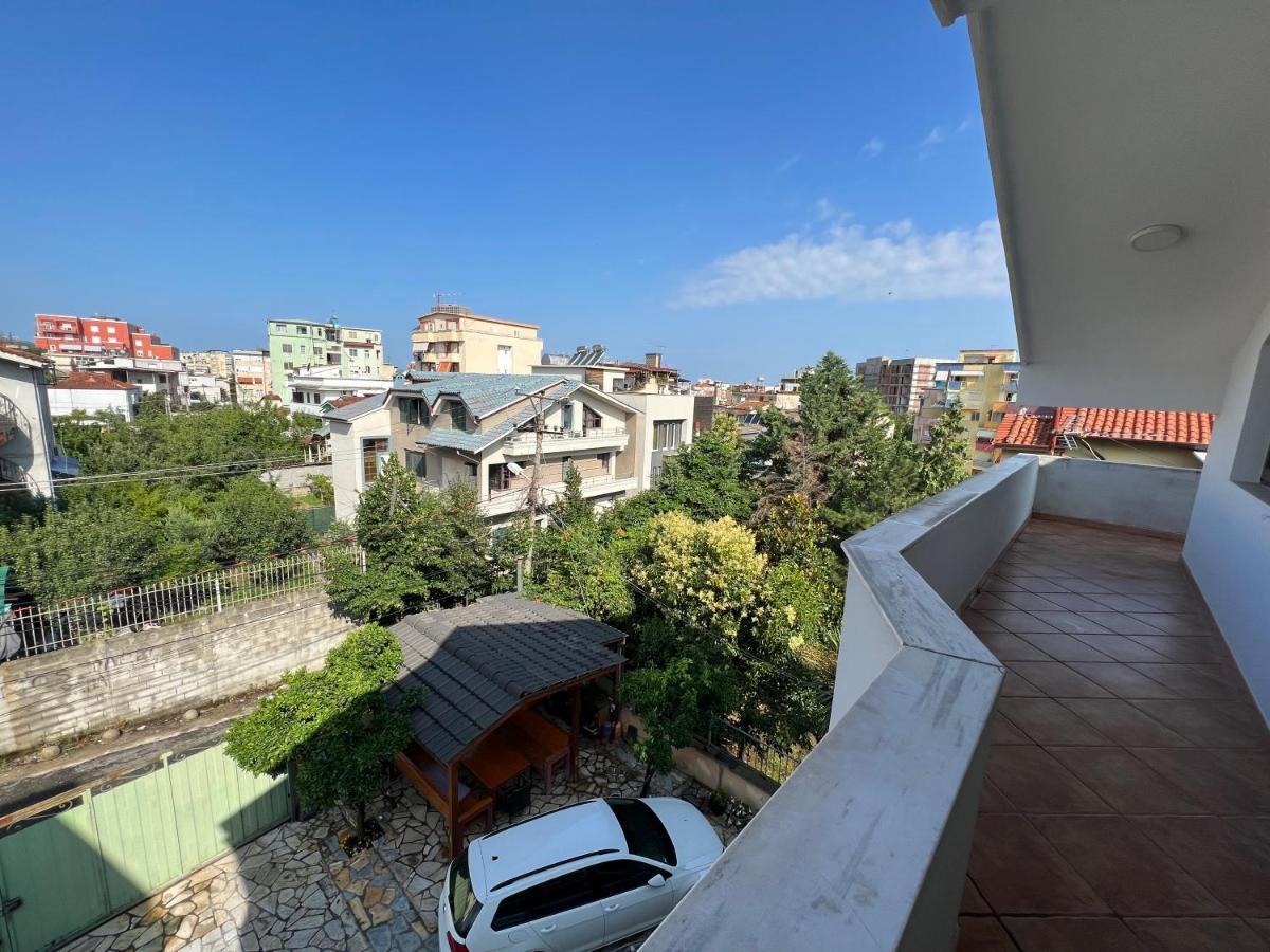 Villa Sokoli, Enjoy Sunset At This Spacious Apartment Tirana Exterior foto