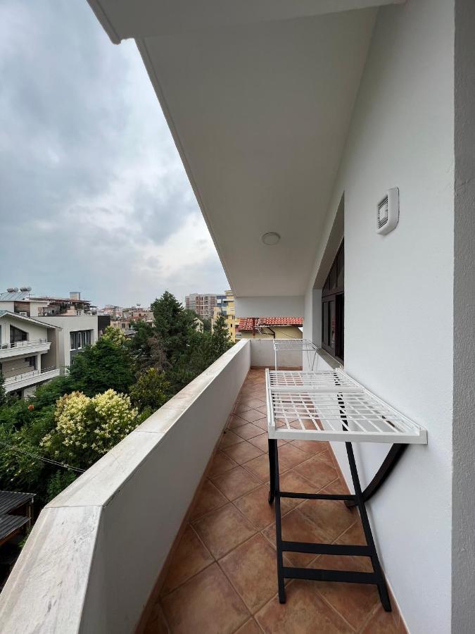 Villa Sokoli, Enjoy Sunset At This Spacious Apartment Tirana Exterior foto