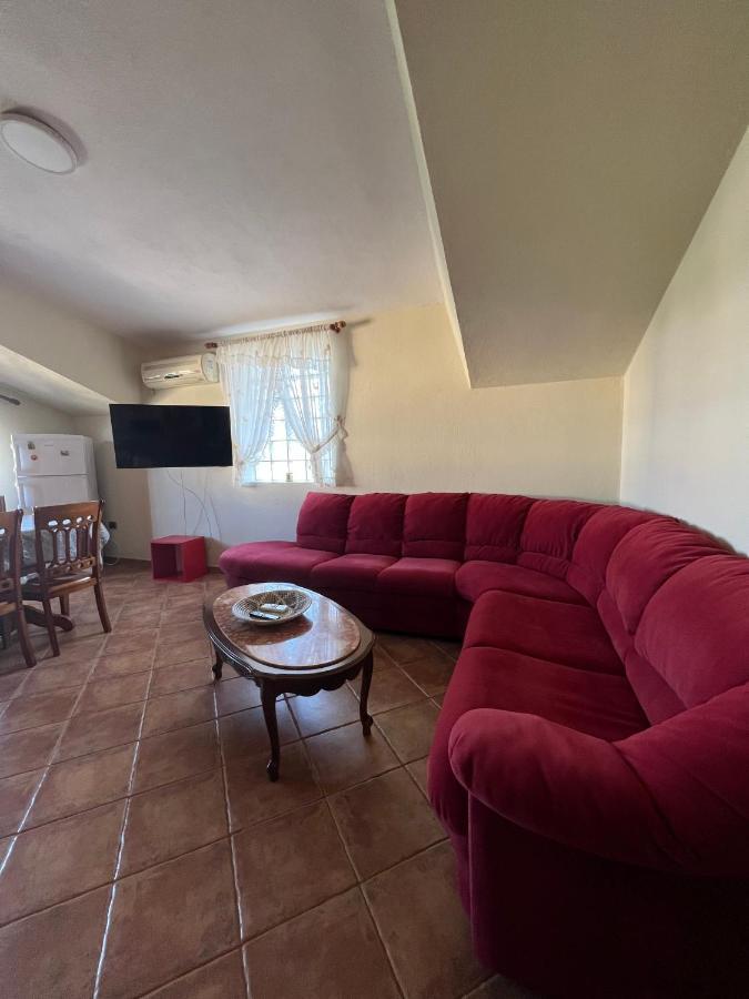 Villa Sokoli, Enjoy Sunset At This Spacious Apartment Tirana Exterior foto